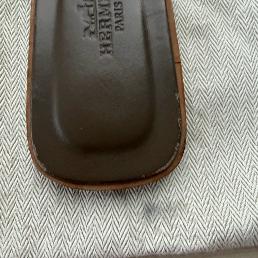 Hermes Etoupe Oran Slide Sandals - Women's Leather Slip-On - Picture 6 of 7